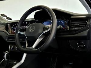 Volkswagen Polo hatch 1.0TSI Life auto - Image 20