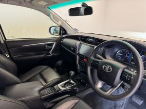 Toyota Fortuner 2.4GD-6 Raised Body automatic - Image 6