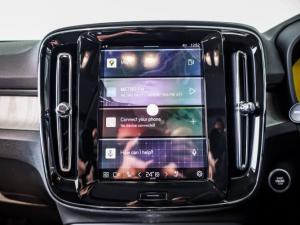Volvo XC40 B4 Plus Dark - Image 17