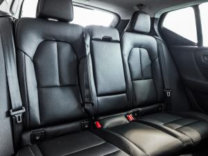 Volvo XC40 B4 Plus Dark - Image 7