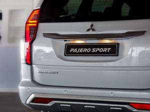 Mitsubishi Pajero Sport 2.4DI-D 4x4 - Image 10