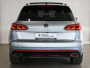 Volkswagen Touareg V6 TDI Executive R-Line - Image 20