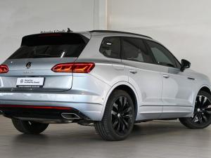 Volkswagen Touareg V6 TDI Executive R-Line - Image 21