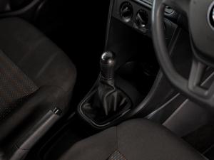 Volkswagen Polo Vivo 1.4 Trendline - Image 5