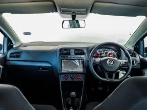 Volkswagen Polo Vivo hatch 1.4 Life - Image 12