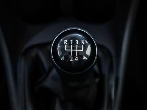 Volkswagen Polo Vivo hatch 1.4 Life - Image 15