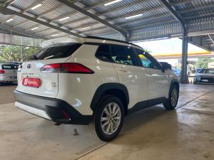 Toyota Corolla Cross 1.8 Hybrid XS - Image 2