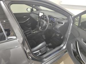 Toyota Corolla hatch 1.8 Hybrid XR - Image 7