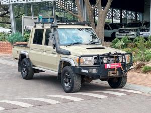 Toyota Land Cruiser 79 4.5D-4D V8 double cab LX - Image 1