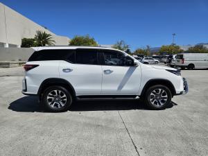 Toyota Fortuner 2.8GD-6 48V 4x4 - Image 4