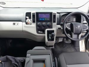 Toyota Quantum 2.8 SLWB panel van - Image 6