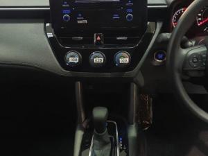 Toyota Corolla Cross 1.8 XI - Image 8
