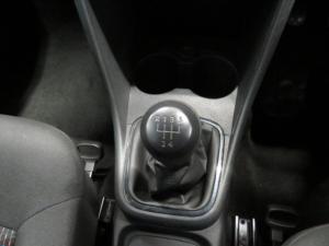 Volkswagen Polo Vivo 1.4 Trendline - Image 12