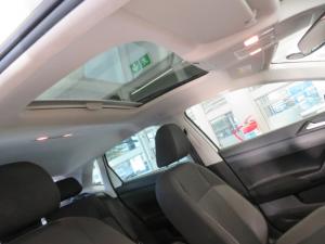 Volkswagen Polo 1.0 TSI Life - Image 22