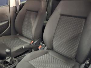 Volkswagen Polo Vivo hatch 1.4 - Image 5
