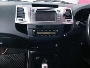 Toyota Hilux 3.0D-4D double cab 4x4 Raider Legend 45 auto - Image 16