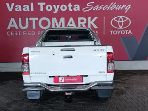 Toyota Hilux 3.0D-4D double cab 4x4 Raider Legend 45 auto - Image 5
