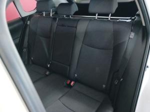 Toyota RAV4 2.0 GX - Image 12