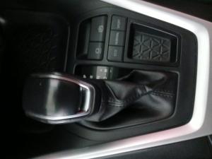 Toyota RAV4 2.0 GX - Image 17