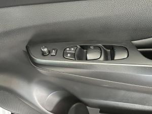 Nissan Navara 2.5DDTi double cab PRO-4X 4x4 - Image 17