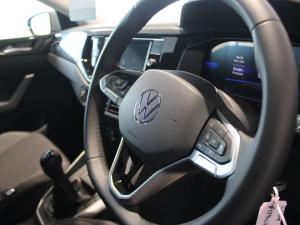 Volkswagen Polo hatch 1.0TSI Life manual - Image 9