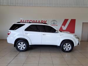 Toyota Fortuner 3.0D-4D 4x4 auto - Image 3