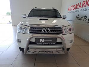 Toyota Fortuner 3.0D-4D 4x4 auto - Image 4