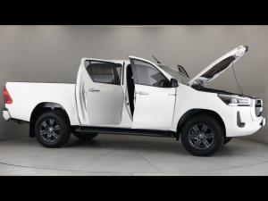 Toyota Hilux 2.8GD-6 double cab Raider auto - Image 15