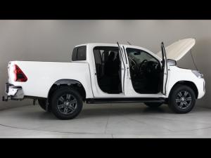 Toyota Hilux 2.8GD-6 double cab Raider auto - Image 16