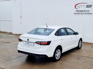 Volkswagen Polo 1.6 - Image 17