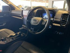Ford Everest 2.0D BI-TURBO Sport 4X4 automatic - Image 13