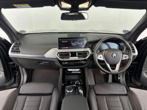 BMW X3 Sdrive 18d - Image 8