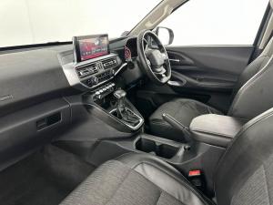 Peugeot Landtrek 1.9D AllureD/C automatic - Image 11