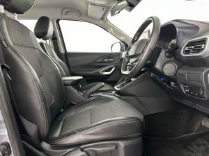 Peugeot Landtrek 1.9D AllureD/C automatic - Image 12