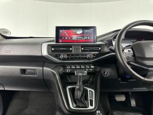 Peugeot Landtrek 1.9D AllureD/C automatic - Image 13