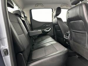 Peugeot Landtrek 1.9D AllureD/C automatic - Image 9