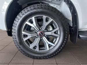 Isuzu D-Max 3.0TD double cab LSE - Image 11