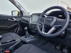 Isuzu D-Max 1.9TD Extended cab LS manual - Image 5