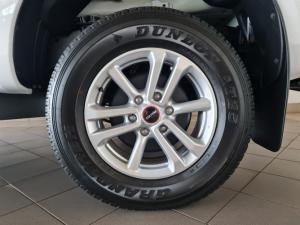 Isuzu D-Max 1.9TD Extended cab LS manual - Image 8
