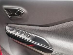 Nissan Magnite 1.0 Turbo Acenta Kuro auto - Image 15