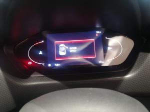 Nissan Magnite 1.0 Turbo Acenta Kuro auto - Image 9