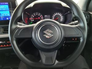 Suzuki Swift 1.2 GL - Image 12