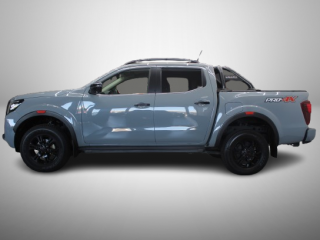Nissan Navara 2.5DDTi double cab PRO-4X 4x4