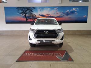 Toyota Hilux 2.4GD-6 double cab Raider manual - Image 4