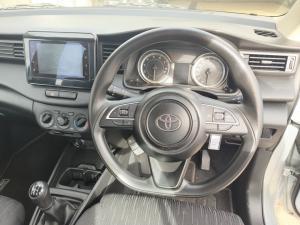 Toyota Rumion 1.5 SX manual - Image 8
