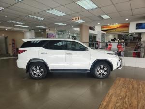 Toyota Fortuner 2.4GD-6 - Image 3