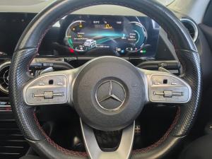 Mercedes-Benz GLA 200D Progressive automatic - Image 5