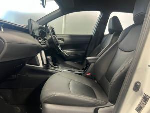 Toyota Corolla Cross 1.8 XS - Image 12