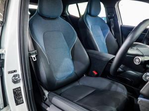 Volvo EX30 Ultra Twin Motor Performance - Image 12