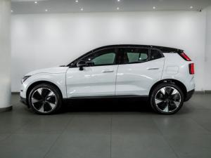 Volvo EX30 Ultra Twin Motor Performance - Image 3